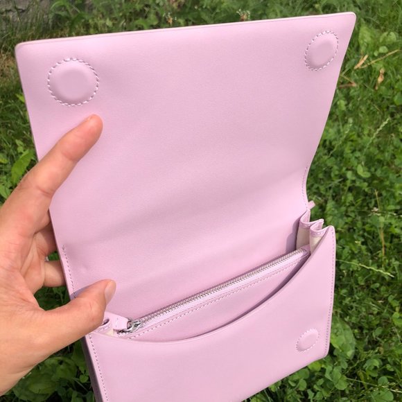 BAGGU Compact Leather Crossbody LILAC (RARE) - Picture 4 of 5